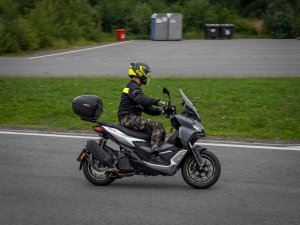 Photo 242
