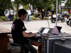 Photo 43