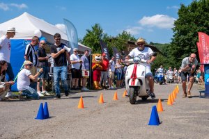 Photo 44