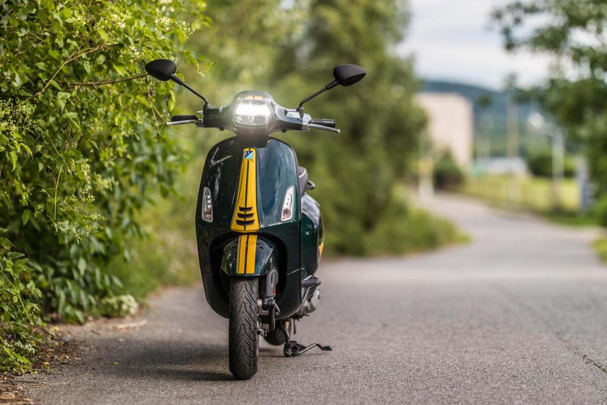Vespa Racing Sixties